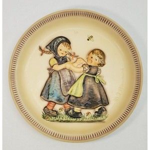 VTG 1980 "SPRING DANCE" HUMMEL ANNIVERSARY 10" PLATE GOEBEL RODENTAL W. GERMANY